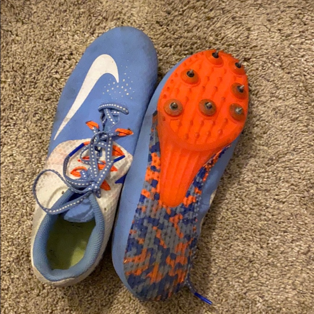 Track spikes